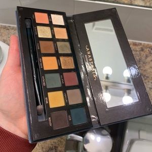 Subculture Eyeshadow Palette